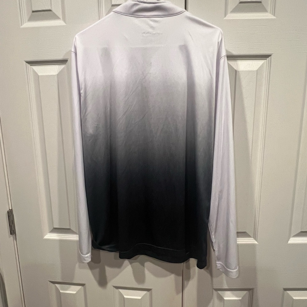 NWOT Longhorn Men’s ombré white to black pullover ½ zip - Picture 6 of 6